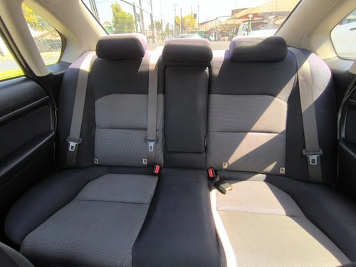 Subaru New Legacy Automatico 2004 2.0