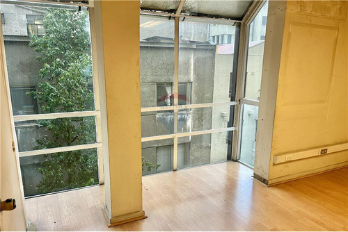 Venta De Edificio A Pasos Del Palacio De La Moneda
