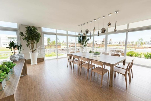 Imagem 8 de 30 de Apartamento, 4 Dormitórios, 225 M², Centro - 8960