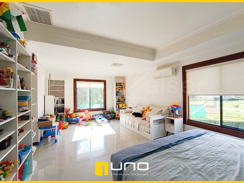 Imagen 10 de 17 de Linda Casa En Venta, Condominio Jardines Del Urubo