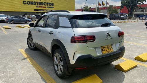 Imagen 11 de 25 de Citroen C4 Cactus
