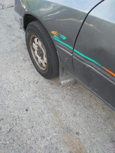 Peugeot 205