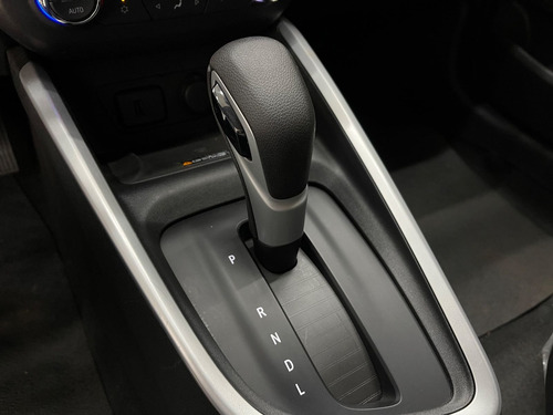 Imagem 14 de 15 de Chevrolet Onix Hatch Prem. 1.0 12v Tb Flex 5p Aut. 2020/...
