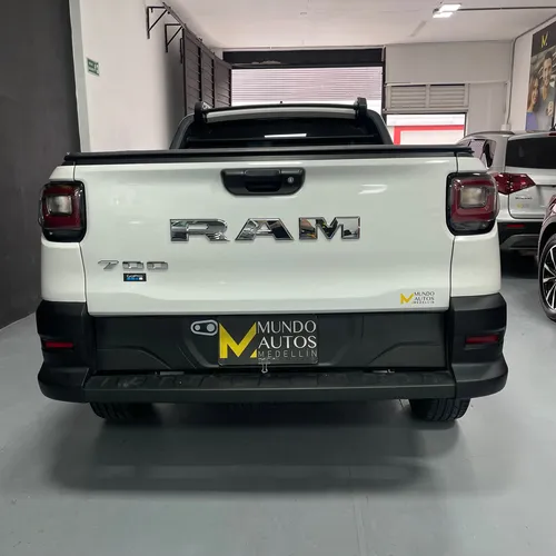 RAM 700 1.4 Slt
