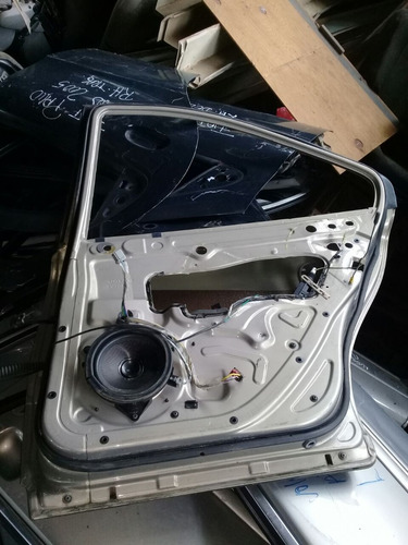 Vendo Puerta Trasera Derecha De Volvo S60, Año 2001