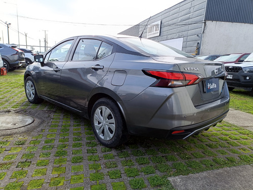 Nissan Versa 1.6 SENSE 4X2 MT 4P