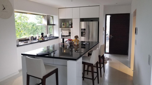 Venta Casa En Aldea Fisherton