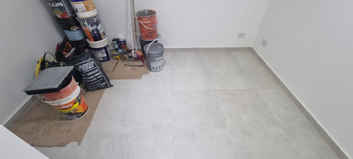 En Venta En Caseros Casa De 3 Ambientes Al Frente Totalmente A Nuevo F: 9711