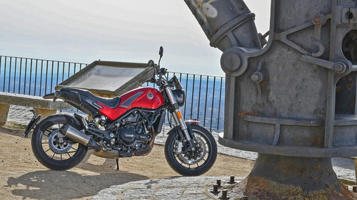 Imagen 10 de 15 de Benelli Leoncino 500 0 Km 2022 No Voge No Honda No Yamaha