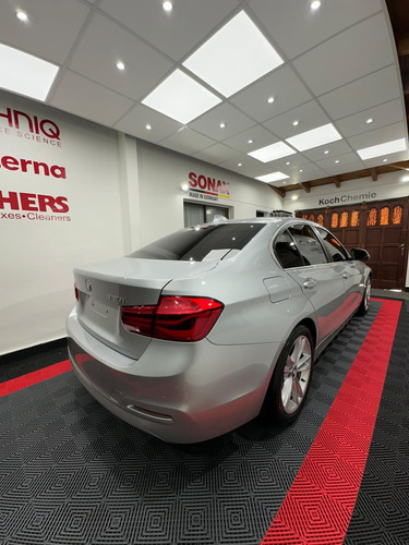 Bmw 320i Sedan Executive L13 2017
