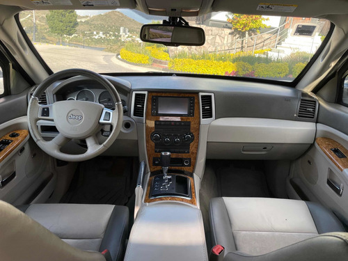 Imagen 13 de 15 de Jeep Grand Cherokee Blindada V8