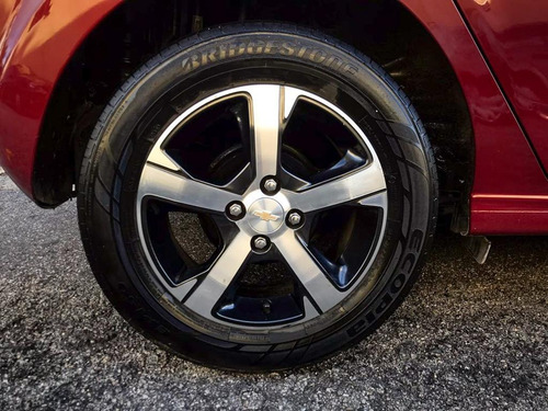 Chevrolet Onix Ltz 1.4 Automático Vermelha - 2017