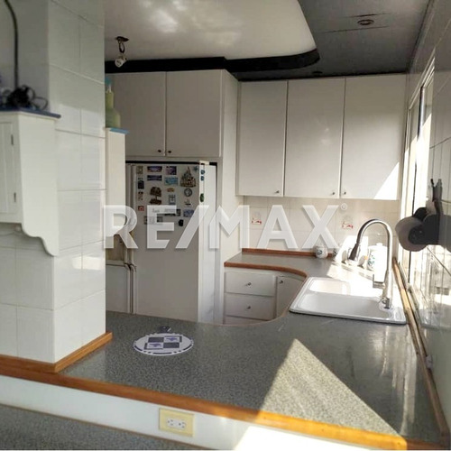 Imagen 7 de 20 de Casa En Venta Con Vista A La Montaña Y Aire Fresco, En Exclusiva Zona De San José De Los Altos, Edo. Miranda - Hirbic Almeida - Remax