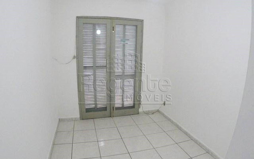 Imagem 14 de 15 de Casa A Venda Com 3 Quartos No Bairro Itaguacu Em Florianopolis. - V-81581