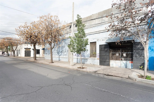 Local Comercial 2pisos 958 Mt2 Construidos Venta En Santiago