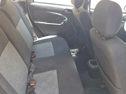 Imagem 7 de 11 de Ford Fiesta 1.6 8v Flex