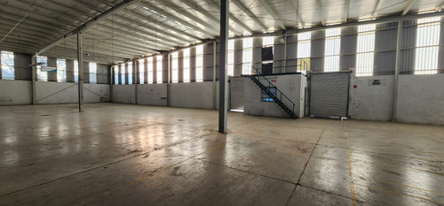 Nave Industrial En Parque El Marqués