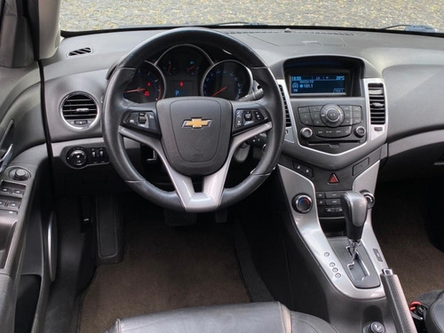 Imagem 6 de 11 de Cruze Lt Sedan (aut) 2012