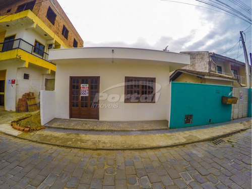 Excelente Casa E Sala Comercial No Centro De Navegantes (cód. 9117) - 3579483v