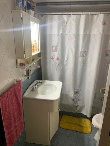 Imagen 23 de 25 de En Venta Casa En 2 Plantas, Ambientes Comodos Y Ventilados.