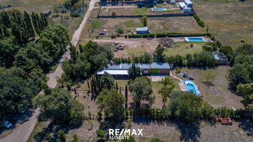 Imagen 3 de 30 de Venta De Excelente Casa Quinta Bahia Blanca