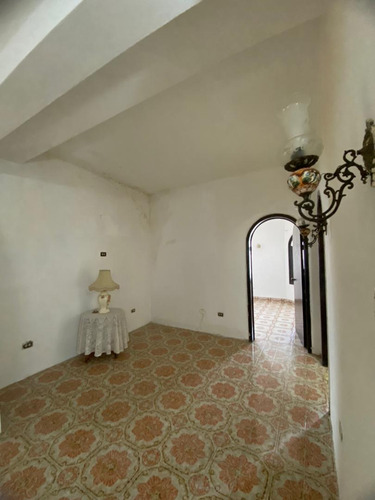 Se Vende Casa/urbanización Andrés Bello Maracay/pg1112