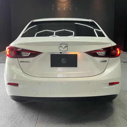 Mazda 3 2.0 Touring At