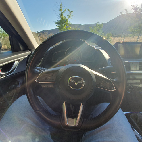 Mazda 3 Sedan V 2.0 6mt Skyactive Android/Carplay