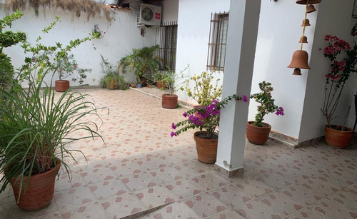 Imagen 6 de 14 de En Venta Linda Casa En Res. Villas Del Centro, 04128676886