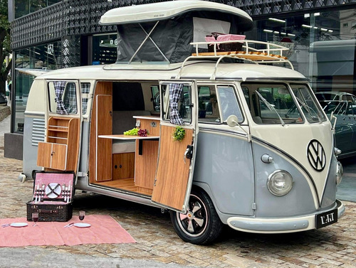 Volkswagen Kombi Camper - 1961