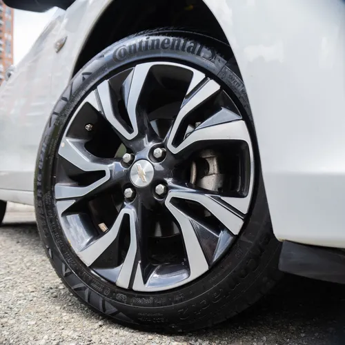 Chevrolet Onix 1.0T Premier Hatch At