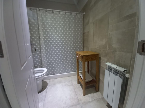 Imagen 18 de 21 de Hermosa Casa En Barrio Las Tardes - Pileta Y Quincho