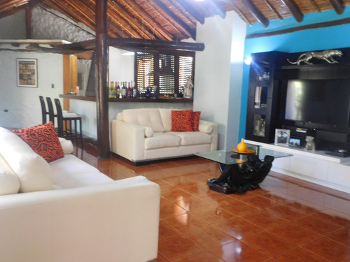 Casa En Venta Urb. Monte Claro Laguna