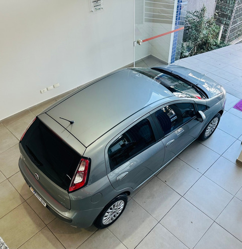 Fiat Punto 1.6 16v Essence Flex Dualogic 5p