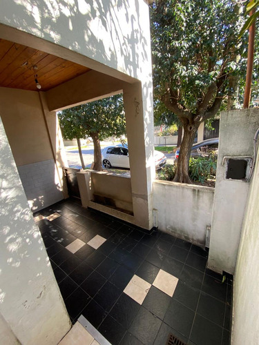 Venta Casa En Lote Propio 3 Ambientes 2 Dormitorios Prox Avenida Y Estacion Tren . Vicente Lopez Florida Urquiza 3800 Zona R3