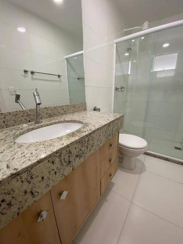 Imagem 3 de 8 de Apartamento À Venda No Bairro Riviera, Macaé/rj. - Ap4374