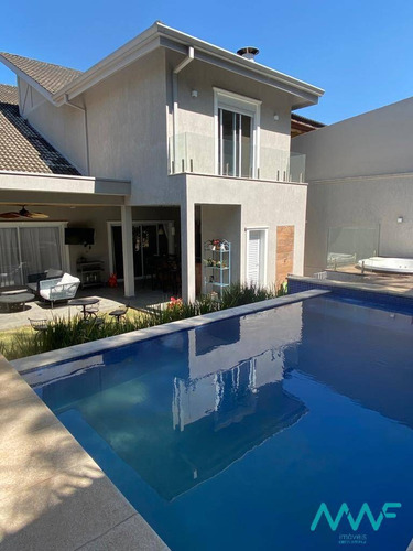 Imagem 5 de 15 de Linda Casa Em Alphaville Com Piscina E Jacuzzi - 1673