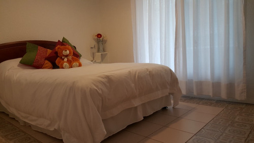 Excelente Casa En Bahía Chila Con Lancha Incluida