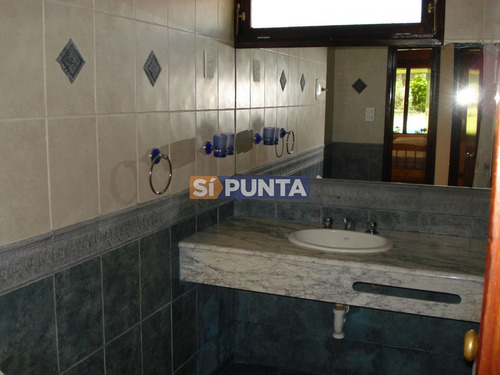 Imagen 8 de 11 de Casa Con Piscina En San Rafael