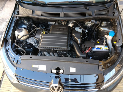 Volkswagen Fox Highline 1.6 Msi 16v Manual Con Caja De 6ta.