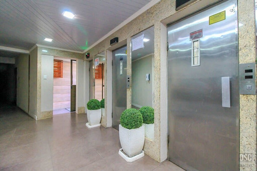Imagem 26 de 28 de Apartamento À Venda No Bairro Santo Antônio - Porto Alegre/rs - O-25067-41409