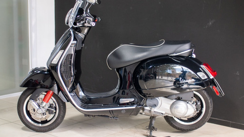 Vespa Gts Super 300 Usado Entrega Excelente Estado