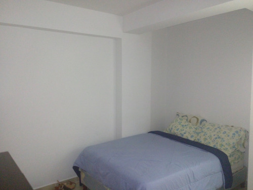Imagen 3 de 4 de N. Del Carmen Vende Apartamento En Doral Country (sda-513)