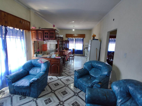 Imagen 12 de 24 de Casa - Gregorio De Laferrere