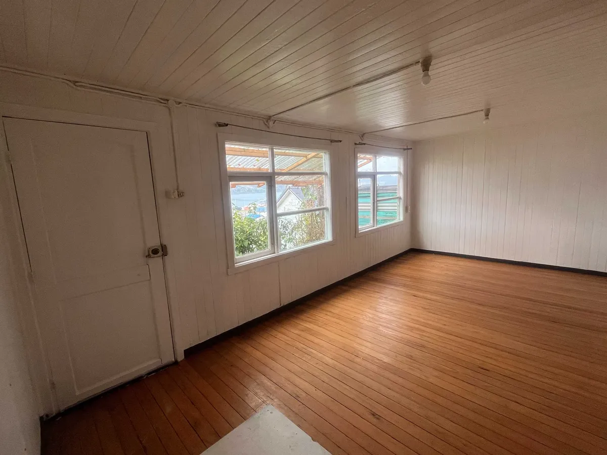 Imagen 2 de 22 de Casa En Condom. El Centro De Castro - Chiloé (177908)