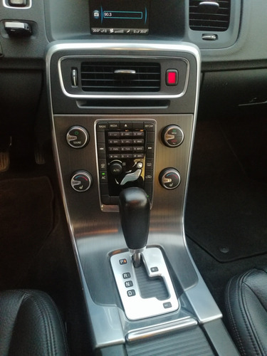 Volvo S60 2.0 T At Premium 203cv 2011