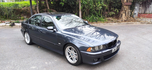 BMW Serie 5 4.4 540l Sedan