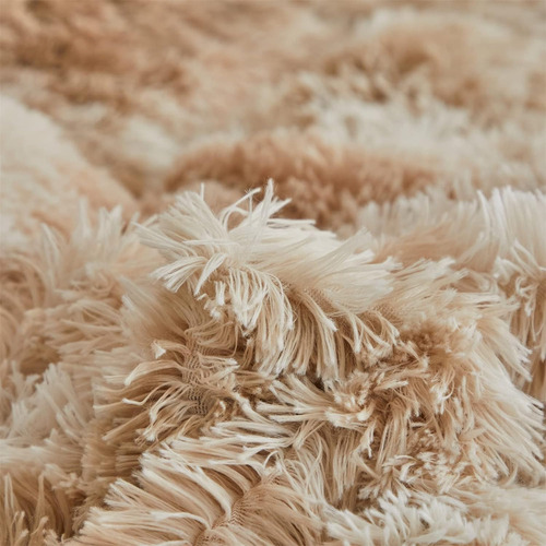 Cobertor Peludo Beige Plumón De Invierno 2 Plz Con Chiporro