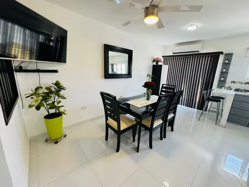 Casa En Venta En Veracruz Dividida En 2 Departamentos. Fracc. Las Vegas.