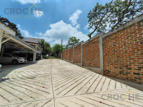 Terreno En Venta Con Construcción En Comunidad El Chico, Emiliano Zapata, Veracruz